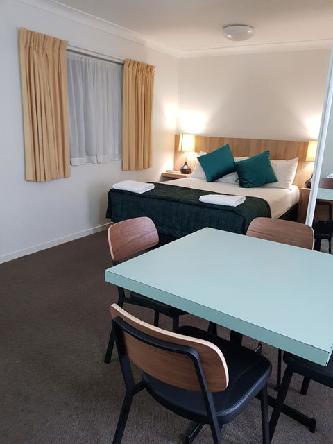 Southport Motel & Apartments - Accommodation Fremantle 5