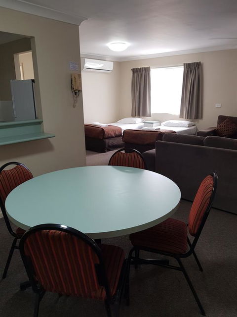 Southport Motel & Apartments - Accommodation Fremantle 10