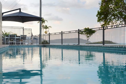 Whitsunday Waterfront Apartments - Accommodation Fremantle 12
