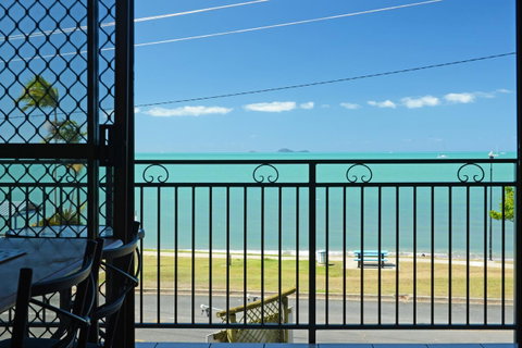 Whitsunday Waterfront Apartments - Accommodation Fremantle 16