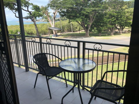 Whitsunday Waterfront Apartments - Accommodation Fremantle 5