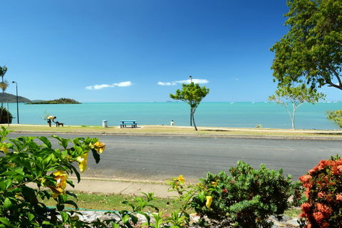 Whitsunday Waterfront Apartments - Accommodation Fremantle 15