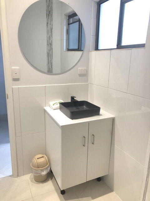 Whitsunday Waterfront Apartments - Accommodation Fremantle 4
