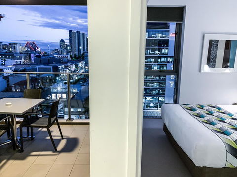 M&A Apartments - Accommodation Fremantle 23