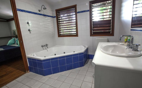Cassawong Cottages - Accommodation Fremantle 12