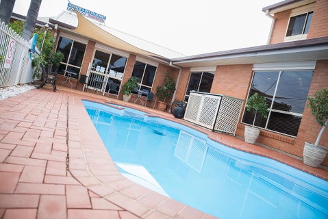 Charleville Motel - Accommodation Fremantle 1