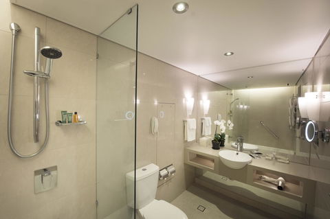 Hilton Cairns - Accommodation Fremantle 16