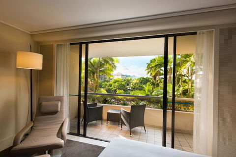 Hilton Cairns - Accommodation Fremantle 10
