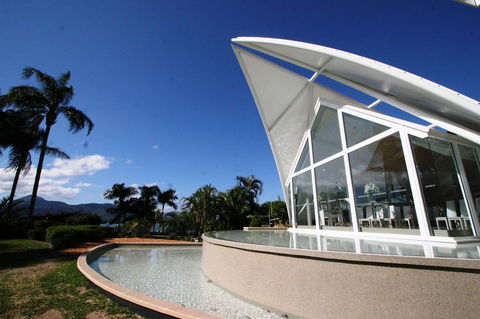 Hilton Cairns - Accommodation Fremantle 38