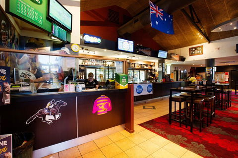 Glenmore Tavern - Accommodation Fremantle 21
