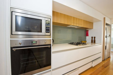 Maggies Beachfront Apartment 13 - Accommodation Fremantle 10