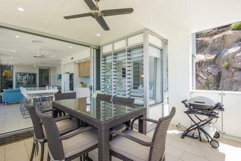 1 Bright Point Apartment 1504 - Accommodation Fremantle 4