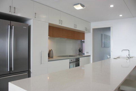 Private Seaview Apartment At Peninsula - Airlie Beach - Accommodation Fremantle 2