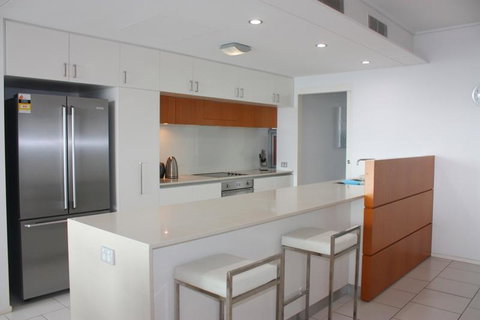 Private Seaview Apartment At Peninsula - Airlie Beach - Accommodation Fremantle 8