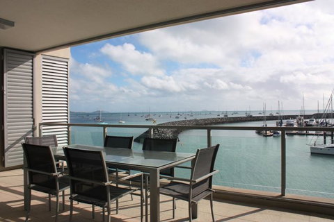 Private Seaview Apartment At Peninsula - Airlie Beach - Accommodation Fremantle 3