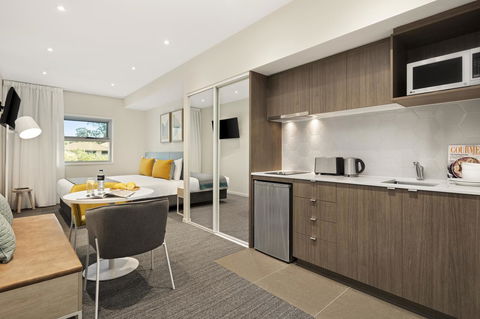 Quest Eight Mile Plains - Accommodation Fremantle 8