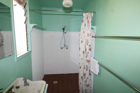 Signal Cottage - Accommodation Fremantle 10