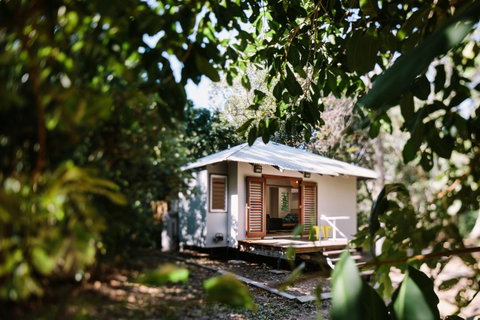 The Little Bush Hut - Accommodation Fremantle 0