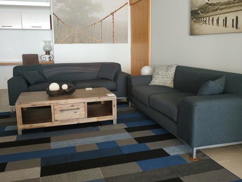 Best At Bright Point Absolute Waterfront Apartment - Accommodation Fremantle 12