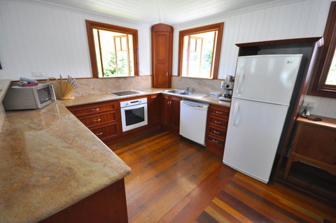 Island Adventure Holiday House - Accommodation Fremantle 11