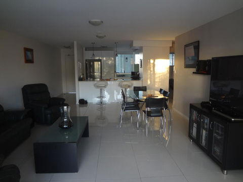 Keith's Sister - Accommodation Fremantle 28