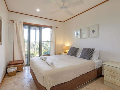 Claytons 1 By Discover Stradbroke - Accommodation Fremantle 14