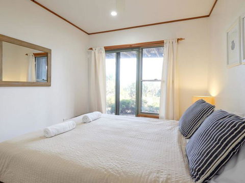 Claytons 1 By Discover Stradbroke - Accommodation Fremantle 6