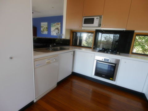 Shell Seeker - Accommodation Fremantle 7