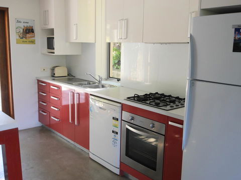 A AAA C-SHACK - Accommodation Fremantle 10