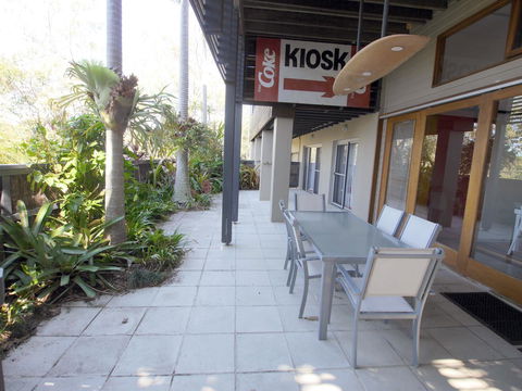 A AAA C-SHACK - Accommodation Fremantle 2