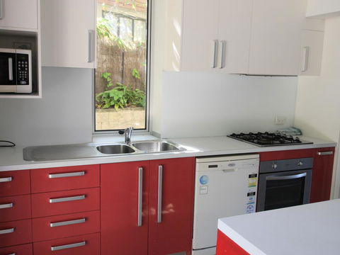 A AAA C-SHACK - Accommodation Fremantle 11