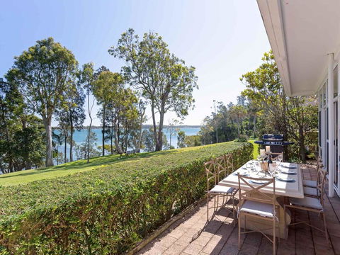 'Corlette Waterfront', 2/44 Danalene Parade - Waterfront Luxury, WIFI, Aircon, Boat Parking - Accommodation Fremantle 2