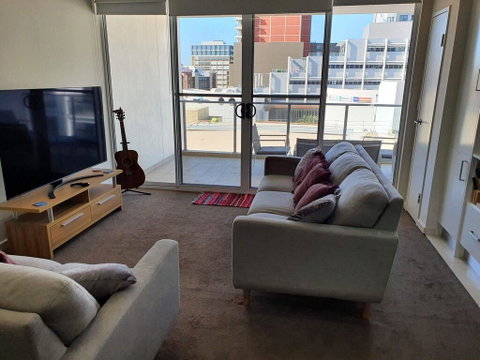 (just Listed) Bolton St 1br 350m Walk To Newcastle Beach +++ Wifi End Eand - Accommodation Fremantle 1