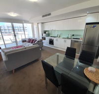 just listed Bolton St 1br 350m walk to Newcastle beach  Wifi end Eand - Accommodation Fremantle