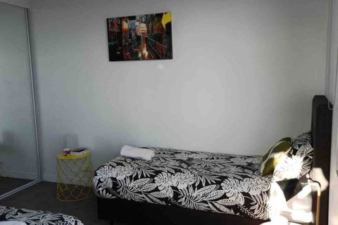 , Elsternwick, Impressive 2bed:carspot:15mins To CBD - Accommodation Fremantle 2