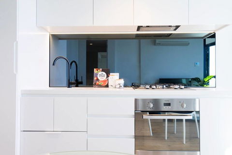 08, 1Bd 1Bth SkyCastle, Lvl 55 StunningView, FreeTram - Accommodation Fremantle 2