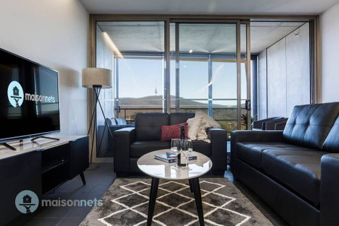 1 Bedroom Apt With Parking Walk To ANU - Accommodation Fremantle 0