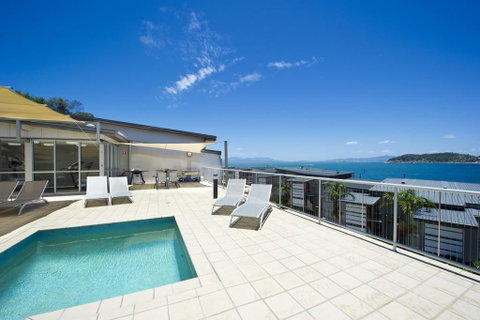 1 Bright Point Apartment 1402 - Accommodation Fremantle 1