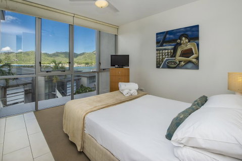 1 Bright Point Apartment 1405 - Accommodation Fremantle 2