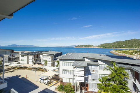 1 Bright Point Apartment 1502 - Accommodation Fremantle 0