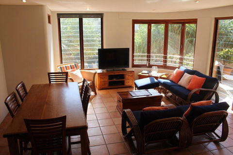 1/9 Marine Parade, Wategos Beach - Beachbound - Accommodation Fremantle 2
