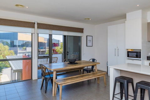 13 Shore Place - Accommodation Fremantle 0