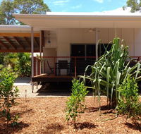 15 Esprit Drive - Rainbow Shores Gorgeous Modern Beach House - Accommodation Fremantle