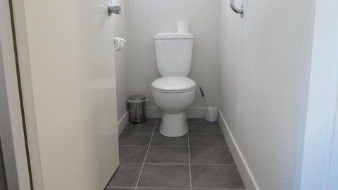 16 Mirimar Crescent Arcadia - Accommodation Fremantle 3