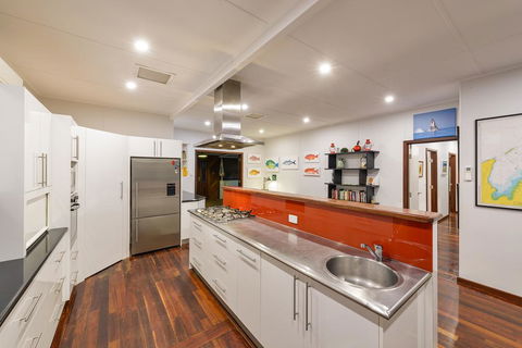 17 Ningaloo Street - Ultimate Exmouth Lifestyle - Pet-Friendly Holiday Home With A Pool - Accommodation Fremantle 3