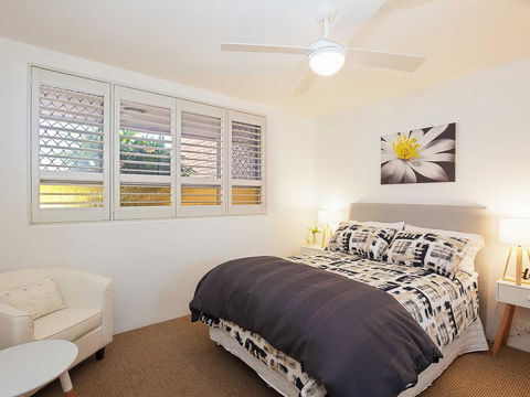 2 'Westpoint', 2 Thurlow Avenue - Ground Floor, Linen Supplied, Views - Accommodation Fremantle 3