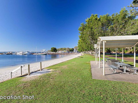 2 'Westpoint', 2 Thurlow Avenue - Ground Floor, Linen Supplied, Views - Accommodation Fremantle 0
