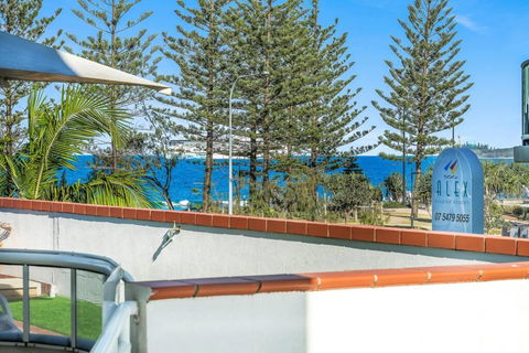 2 Bedroom Alex Unit - Ocean, Pool And Park Views - Accommodation Fremantle 3