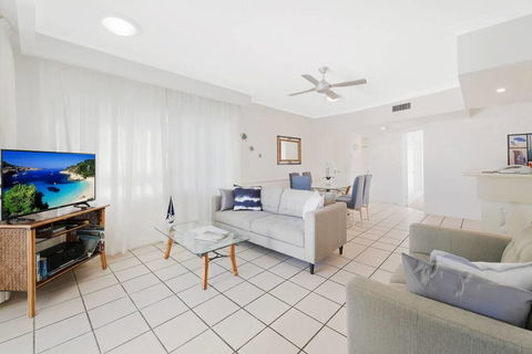 2 Bedroom Alex Unit - Ocean, Pool And Park Views - Accommodation Fremantle 2