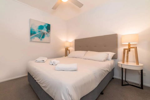 2 Bedroom Apartment Seconds From Valley - Accommodation Fremantle 3